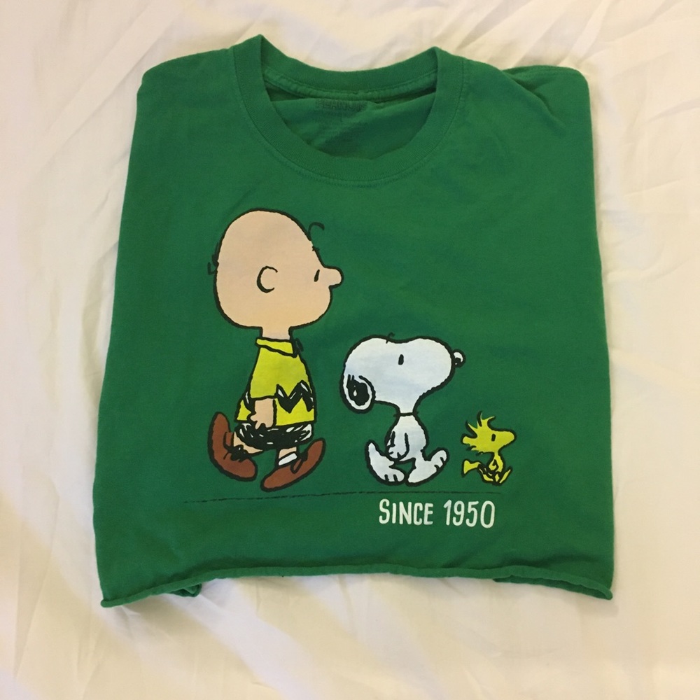 FOREVER 21 PEANUTS CROP-TOP